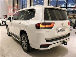 تويوتا لاندكروزر